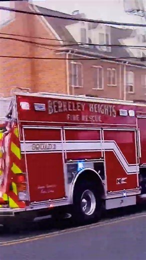 Berkeley Heights Engine responding to Rollover (MVA) #firefighter