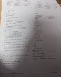 The maximum kinetic eneroy ( FK​ ) of the emitted photoelectron... | Filo