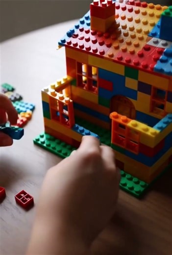 Relaxing Lego House Build ASMR 🏠🧱 Satisfying Clicking & Tingles #satisfying #asmr #lego