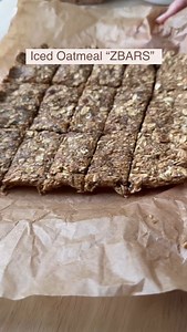 Comment “ZBAR” for the free recipe! I used to toss these in my cart without thinking… until I turned the box around and realized what was actually inside. 😬 So we made our own. ✨ Soft-baked ✨ Iced just right ✨ Made with real ingredients I actually feel good about These iced oatmeal copycat Zbars are freezer-friendly, lunchbox-approved, and officially a weekly must in our house. If you want to make them 100% refined sugar free, just skip the icing(they’re sweet enough without it!) Want the recip
