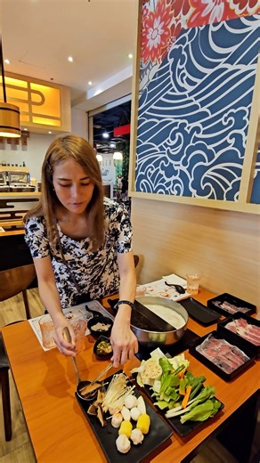 ✨Hi Mam/Sir 💖 Suki-Ya Ayala Malls Manila Bay 33% off Promo 🤩 P398 instead of P595 for unli shabu shabu, sukiyaki, hotpot and eat all you can buffet avail now on www.StarDeals.ph or download the StarDeals app from AppStore or Google play 😍💖 | StarDeals Philippines