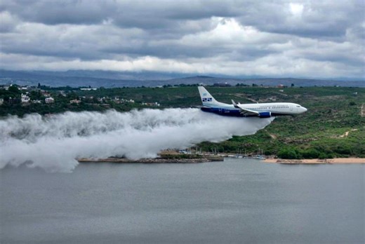 El Boeing 737 Fireliner de Santiago del Estero sorprendió a Córdoba