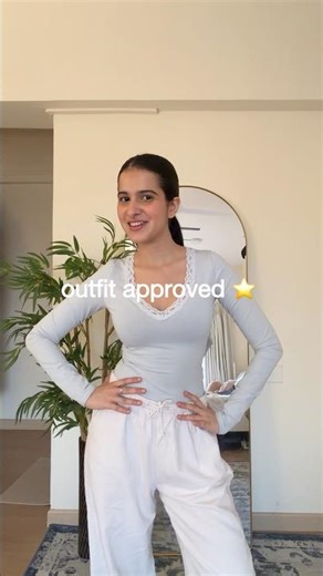 we all know that the hair is the real outfit ;)