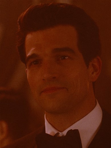 Love Story: JFK Jr. & Carolyn Bessette on FX