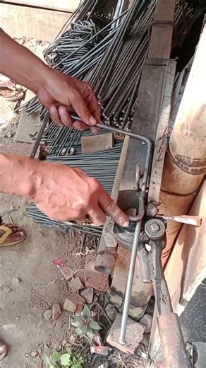 making stirrups by bending them using manual tools