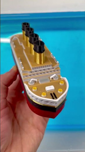 Titanic Toy Review