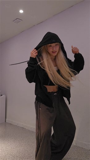 What's a girl to do💋 ‪@DAYOUNG_official‬ #dance #challenge #trending #kpop #cover #dancechallege