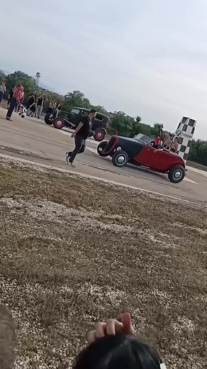 @crossroadmotorfestival 2025 @santossouthside @j.rod_fuzzbox @tonio_kustom | Santos Southside