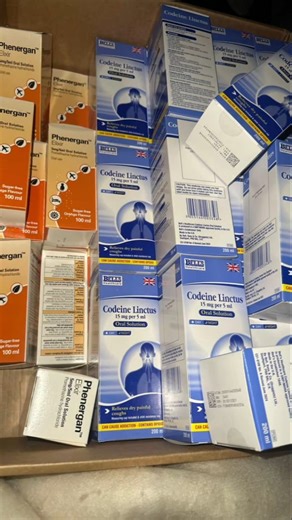 Codeine Explained: Uses, Risks, Side Effects & The Truth About This Opioid