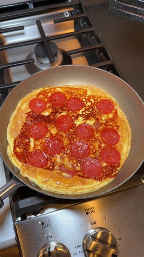 Pizza Omelette Recipe: Easy Bread Pizza Hack with Eggs