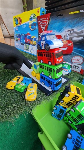 yayo the little bus, robo car amber. poli, heli, #robocarpoli #automobile #mobilbasuri #bismainan