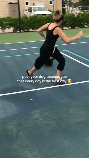 life’s more fun when you’re running with your dog 🐾 #shihpoo #viraltiktok #dogsoftiktok #happydog