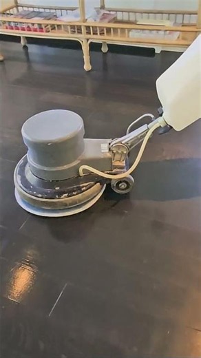 Shiny Floor Transformation: Watch This Buffer Work Its Magic!