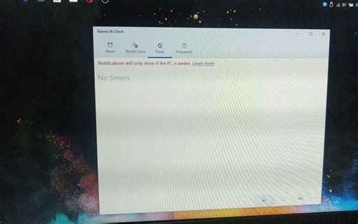 Windows 10 操作系统“闹钟时钟”计时器