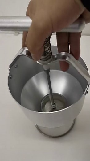 Donut Batter Dispenser,5L Manual Donut Depositor Donut Dropper Hopper,6 Adjustable Thicknesses Donut Hopper for Home and Commercial