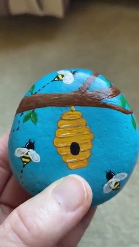 Bee Painted Rock: Bumblebee Painted Stone, Beehive Home and Garden Decor, Gifts - Etsy