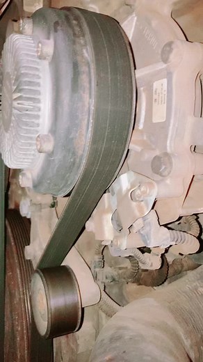 DD13-15 variable speed water pump replacement. #dd13 #dd15