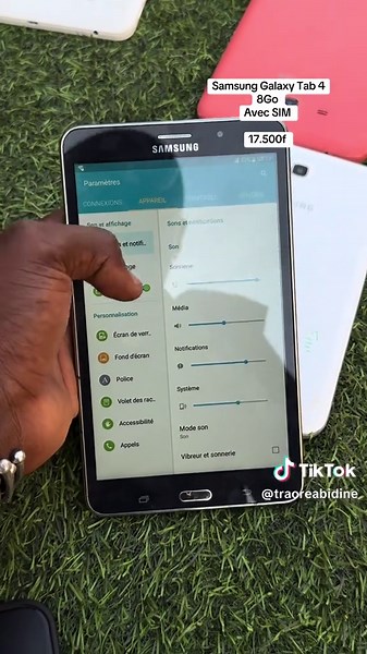 Samsung Galaxy Tab 4: Performance et accessibilité