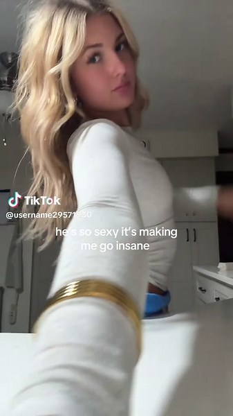 username2498272819393 (@username29571930)’s video of my man