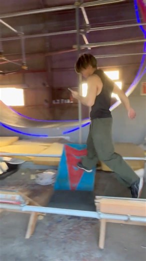 What if a smartphone addict trained for SASUKE? #sasuke #ninjawarrior #ninja #training #diy #shor...