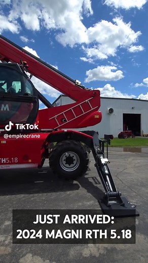 Magni's smallest rotating telehandler, the RTH 5.18, has just been delivered to our Syracuse yard and is looking for a home! Though it's the smallest unit of its category, the 5.18 still packs a punch with a 5.5 USt max. capacity and a lifting height of 57 feet. Learn more about this unit at the link in our bio. #EmpireCrane #Magni #MagniTelehandler #Telehandler #RotatingTelehandler #MagniAmerica