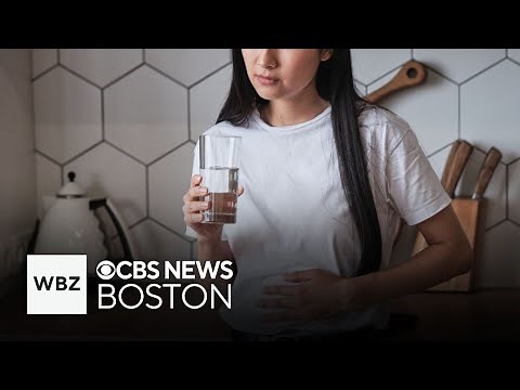 Why does your stomach make noises when your not hungry?