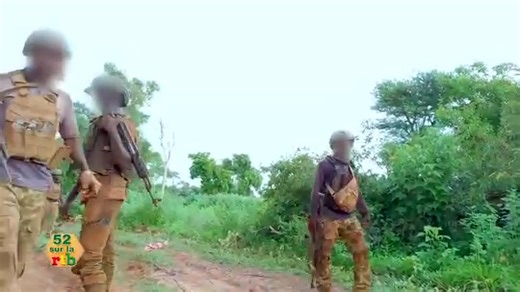 Grand reportage | La Voix Du Peuple