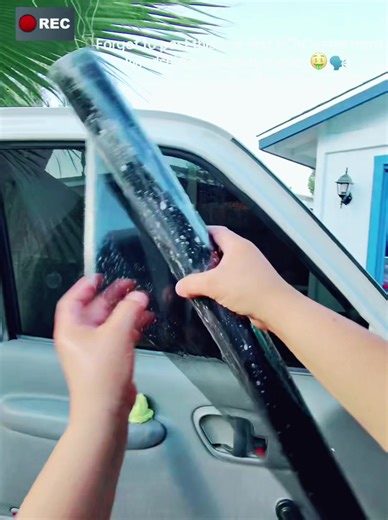 Forgot to post the first part of the install solo easy money patience is key to these installs Part 1 ‼️🗣️#tint #trending #businessowner #profesionalinstall #ceramicfilm #qualityinstallation #tintx #metaglasses