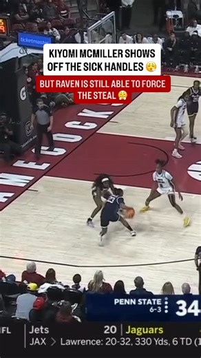 B/R W Sports on Instagram: "Kiyomi with the sauce, but Raven stood her ground 💪 #womensbasketball #basketball #handles"