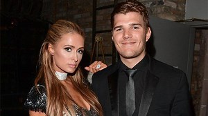 Paris Hilton ve Chris Zylka ayrıldı