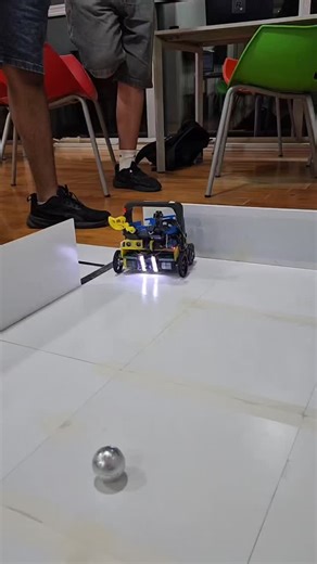 IITA Salta on Instagram: "🌟 Curso Intensivo de Verano – Visión Artificial para Robótica Competitiva 📍 IITA | 🗓️ 12 clases | ⏱️ 2 veces por semana | Enero–Febrero 🤖 ¿Querés que tu robot “vea”? Este curso es para vos si competís (o vas a competir) en RoboCup o WRO. 👀 Aprendé a usar cámaras en robots 🎯 Detectar colores, formas, líneas y objetos en tiempo real. ⚙️ Transformar lo que la cámara ve en decisiones del robot. 🚀 Prepararte con desafíos reales de competencia. ✅ 100% práctico ✅ Basado