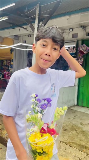 Fresh Flower Arrangements: Wili Style