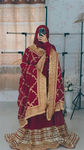 Dreamy Outfit ✨♥️. #indiandresses #dreamdress #reelsvideoシ #reelsfyp #reelsviral #trendingreels #reelsvedio #weddingdress #gorgeousdresses #giftforher | ShehŽaad