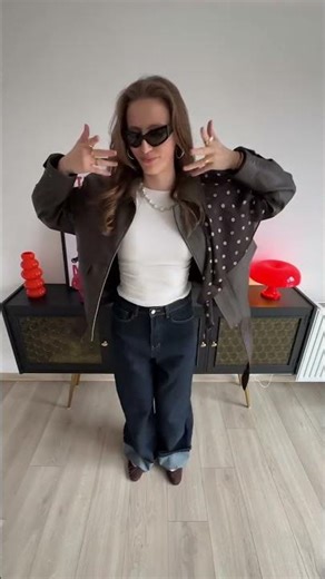 cool girl frames only 😎 which pair are you stealing?#SmartBuyGlasses #eyewear #coolgirl