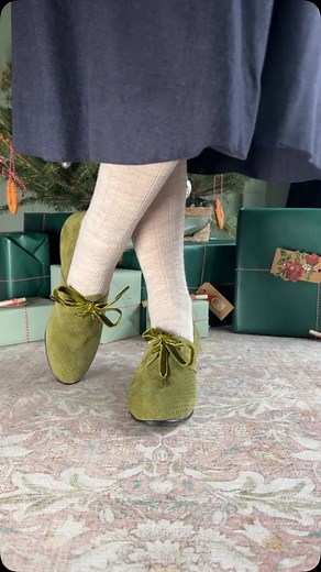 15K views · 3.7K reactions | What style would you wear? This was a selection of some very different vintage-inspired shoes, yet all perfect for a glamorous evening. It’s just a small sample of all my vintage-inspired shoes and boots☺️ You can find the full collection here:  memery.us  memery.co.uk  memery.eu  memery.dk  Rest of the world: memery.eu #memeryshoes #vintagefashion #christmasshoes | memery | Facebook