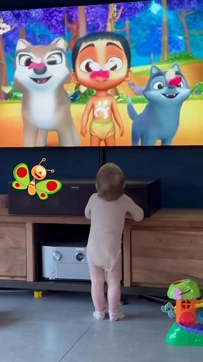 When your little one's favorite show is on, and their tiny feet can’t contain all the excitement! 🐣🐾 🎥 Video by: @tessa_nieuwlandt Catch the Jungle Book daily on BabyTV or on demand through the #BabyTVApp. 🌿💚 Start your 7-day FREE trial now >> https://www.babytv.com/video-app/ #Parenting #BabyTVAndChill #toddler #KidSafe | BabyTV