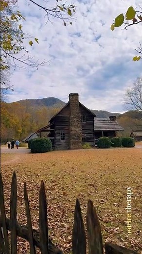 Strolling Through Cades Cove 🍂 | Historic Cabins, Fall Colors & Creek Sounds | Smoky Mountains NP