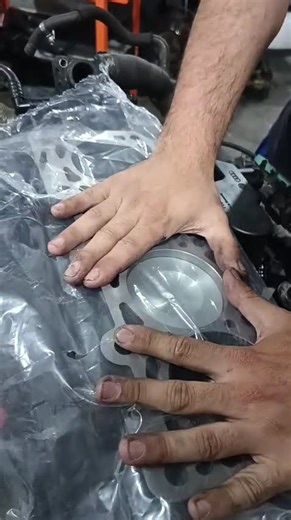 Simple Vacuum Test – Check Engine Sealing #shorts #MechanicLife #satisfyingfix #motorcyclebuild