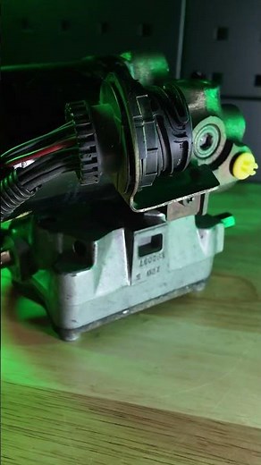 Réparation module ABS BMW e36 #bmwe36 #absrepair