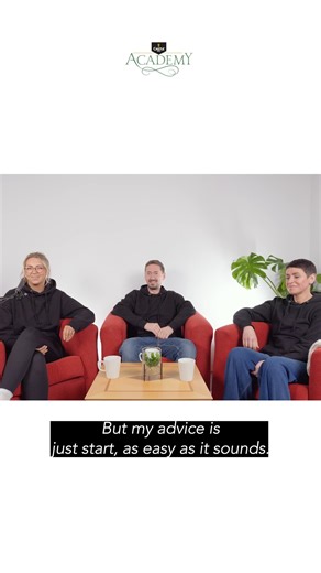 You asked, and Castle Arts Academy has answered! 🎨 A huge thank you to everyone who submitted their questions. The artists have shared their expert insights – covering everything from beginner tips to what to expect from the free courses. Watch the video to hear their advice and get inspired! | Castle Arts