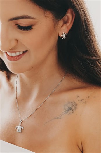 Sterling Silver Turtle Stud Earrings, Minimalist Dainty Animal Jewelry - Etsy