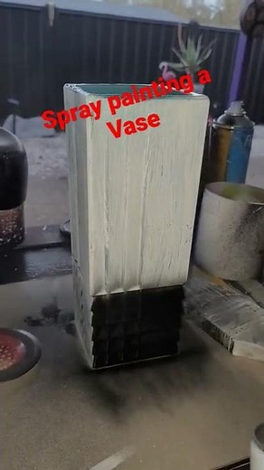 diy Painting- Spray Painting Glass vase