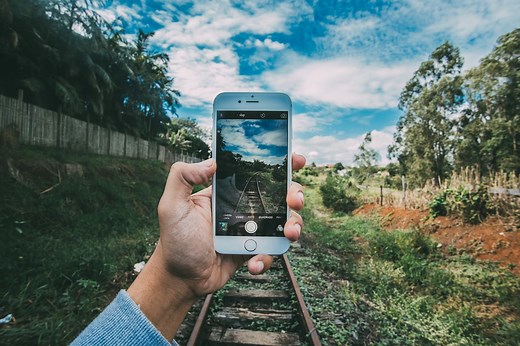 iPhone Photography: How to Take Pro Photos On Your iPhone | Dale McManus | Skillshare