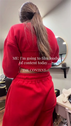 Behind the Scenes of Hair Tutorials: Pin-Up Styles & Curls