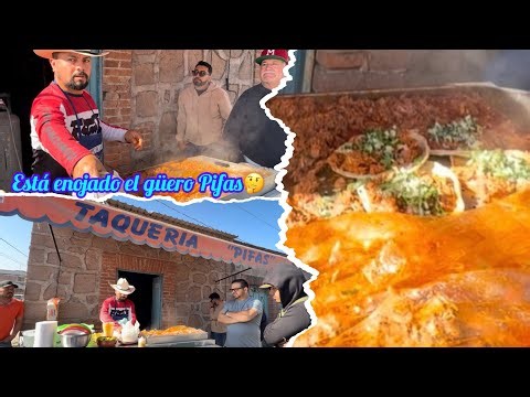 Probando los tacos de el guero pifas en Copándaro de Galeana.🇲🇽🌮