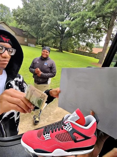 They buying Jordan’s back to back 😁 #viral #youtubeshorts #memphis #shorts #fyp #reels
