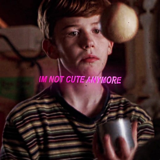 The Cure 1995: A Deep Dive into Dexter Evans' Edit