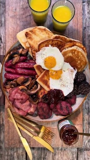 Traditional Irish breakfast and pancakes 🍳🥞 #irishfood #cooking