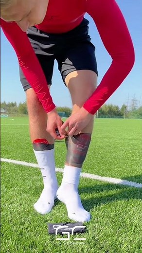 How to wear shin pads like LEWANDOWSKI 🇵🇱 #howtotiktok #how #to #shinpads #shinguards