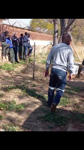 Howza (@howza_general)’s videos with original sound - Tom Tshepang Segwabe